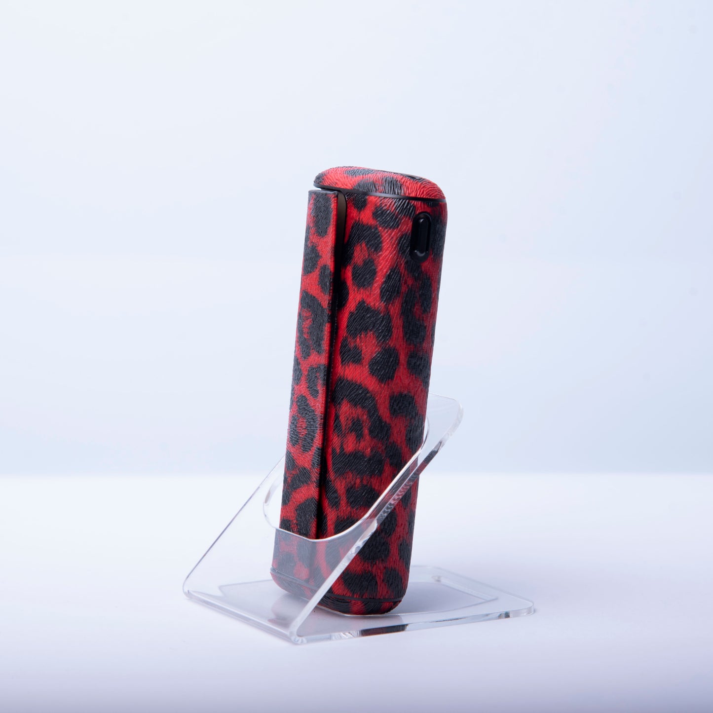 Cover Leopard red ILUMA